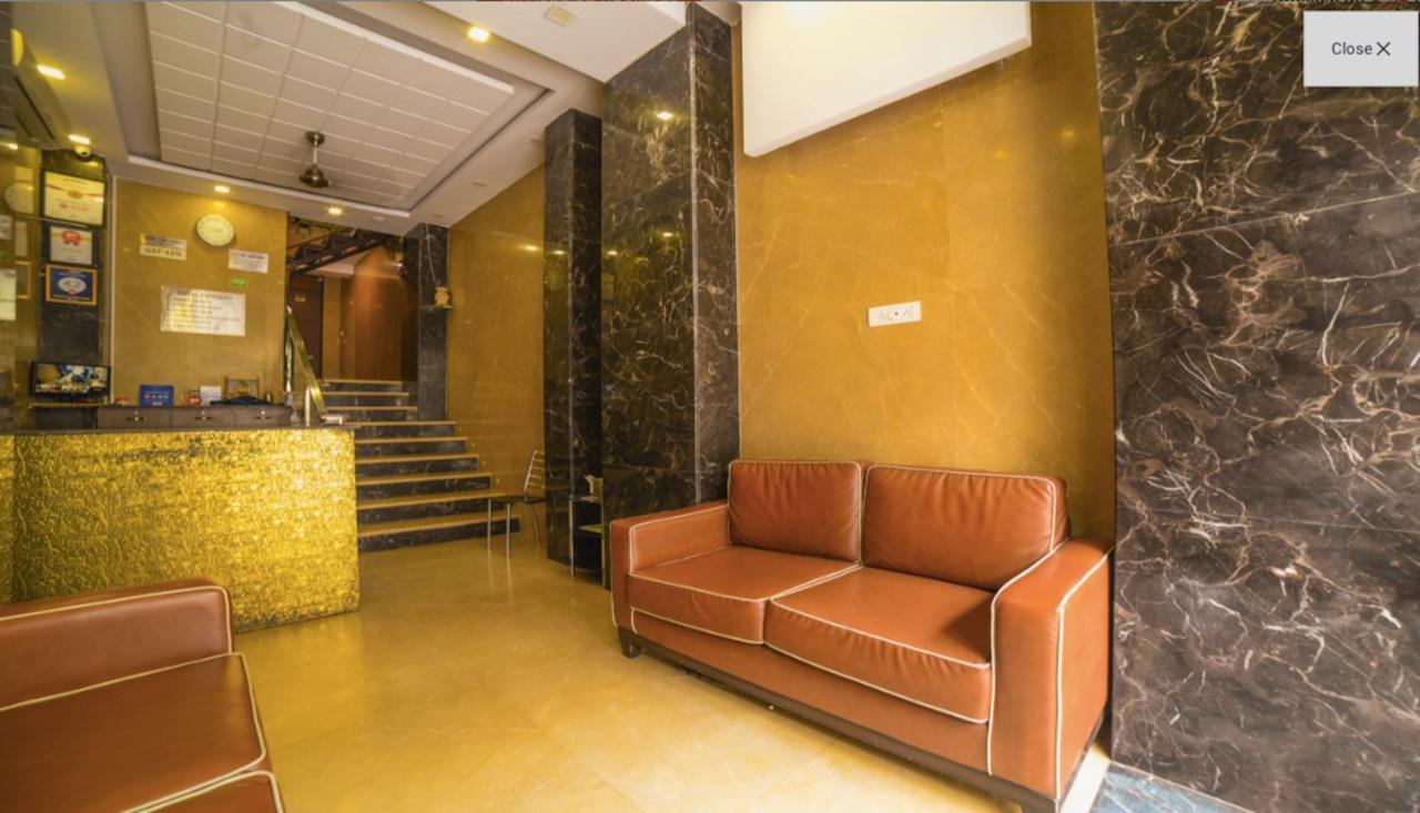 Hotel Pawan Plaza Near Sir Ganga Ram Hospital Делхи Екстериор снимка